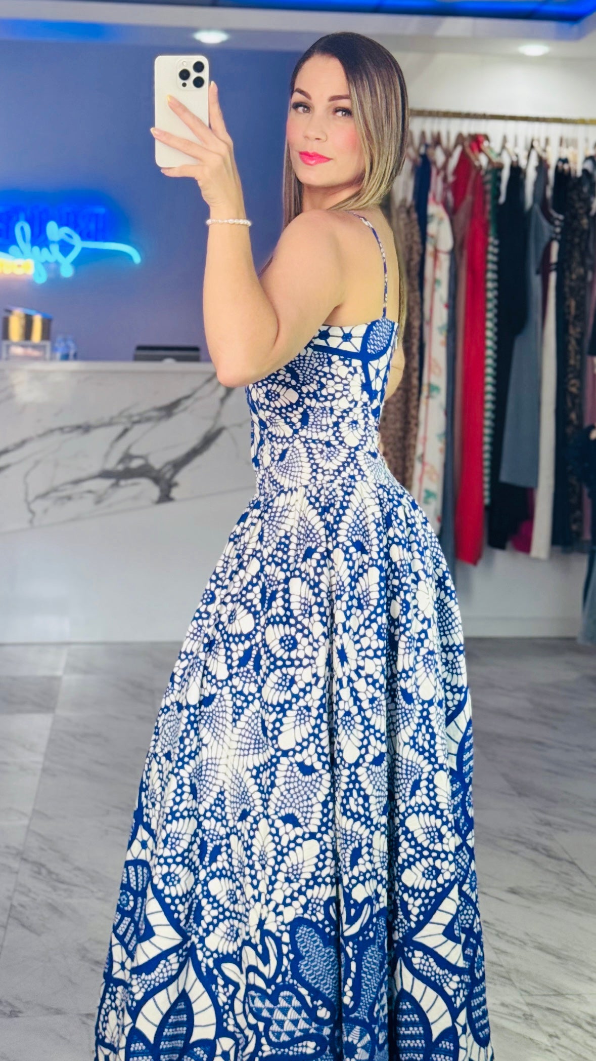 Beatriz Maxi Dress 💙