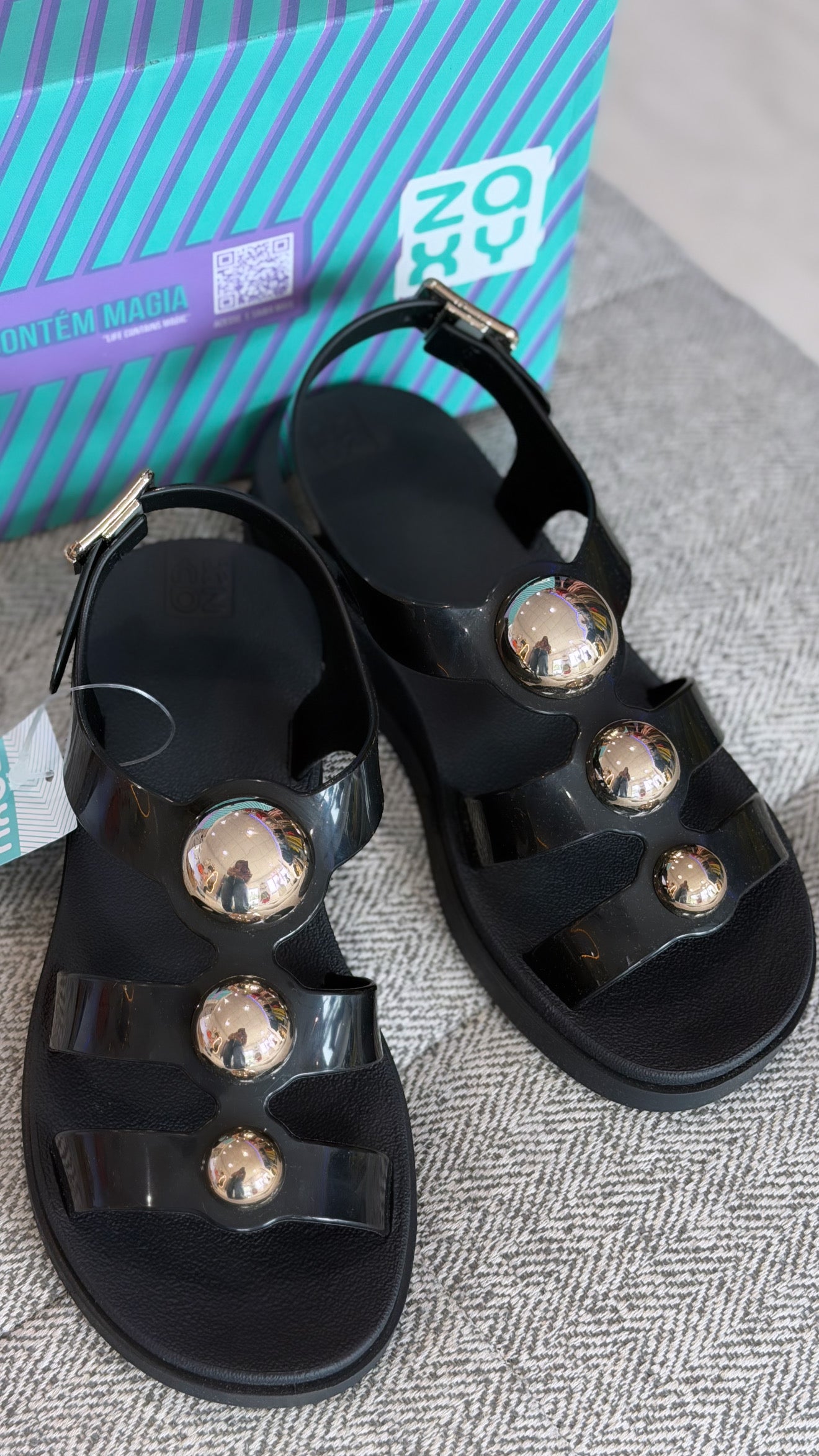 Zaxy Sandals 🖤