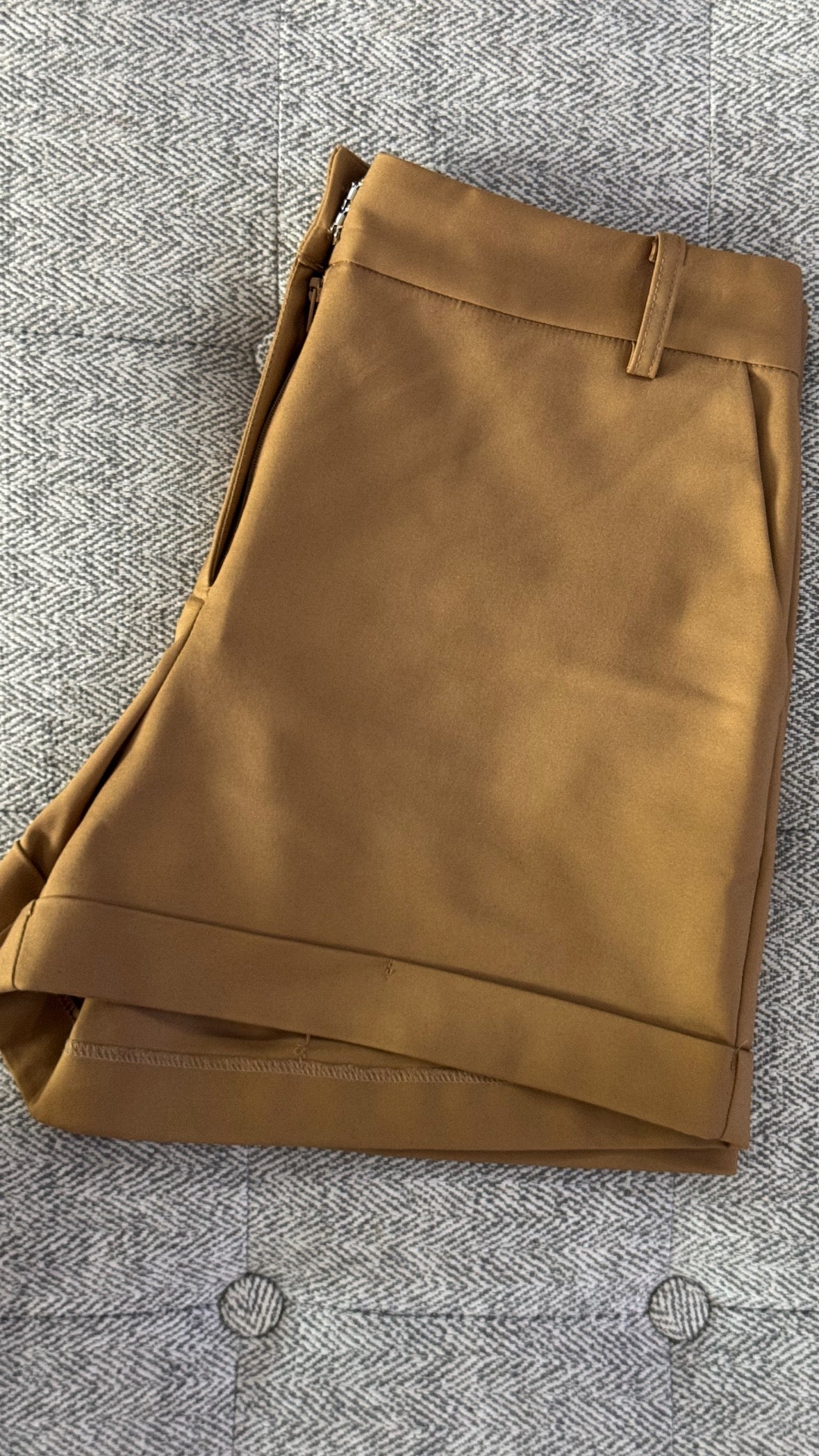 Taupe Short
