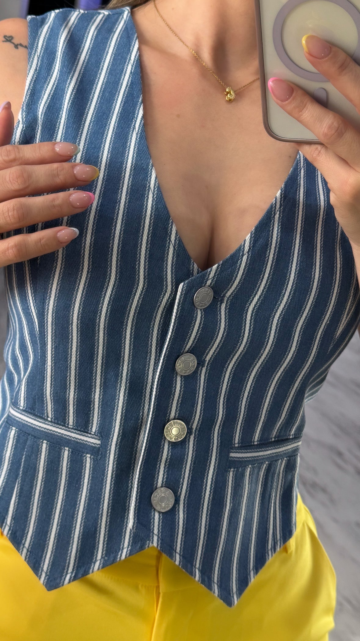 Cloé Vest