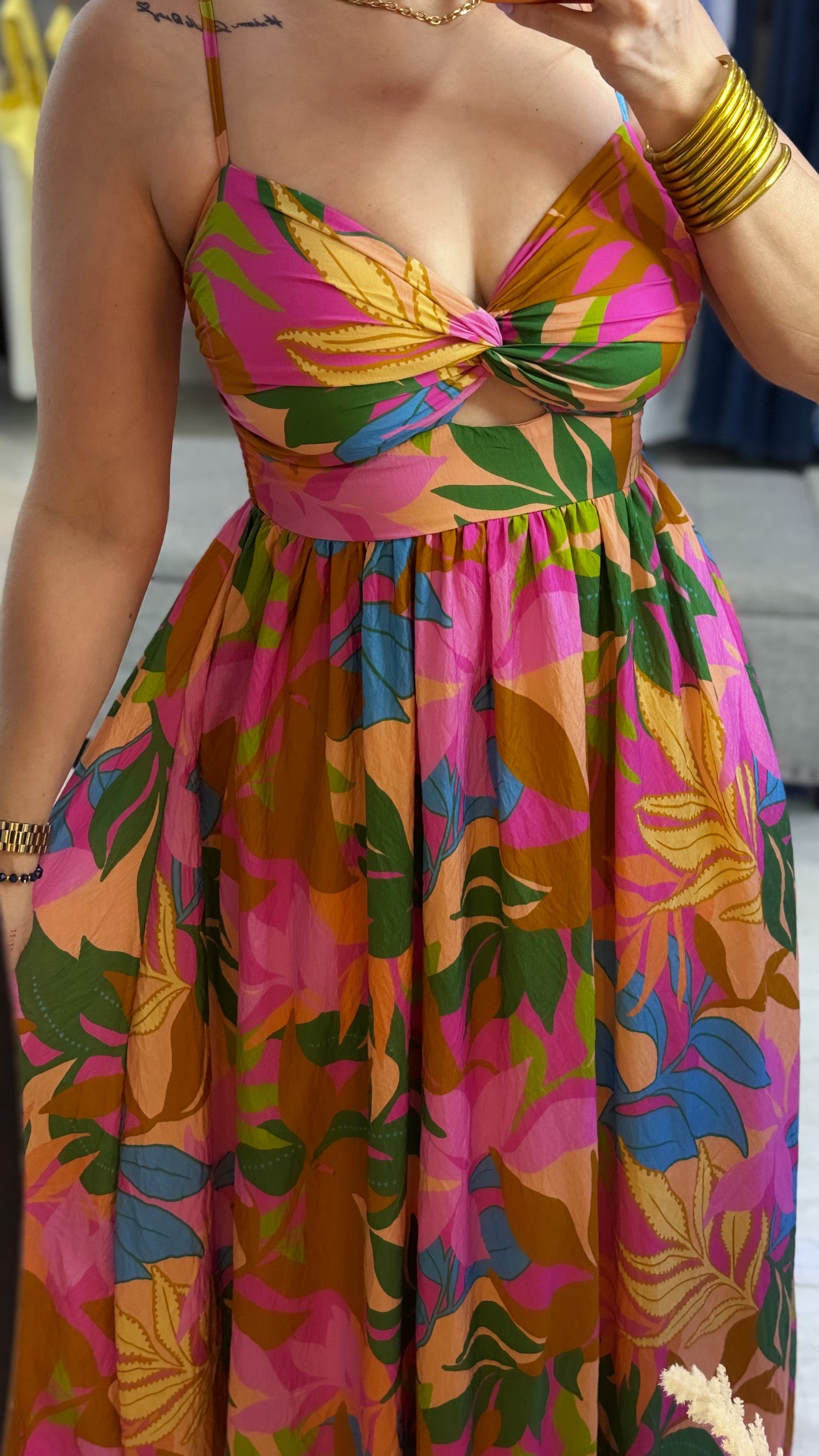 Naura Tropi Maxi Dress🌸