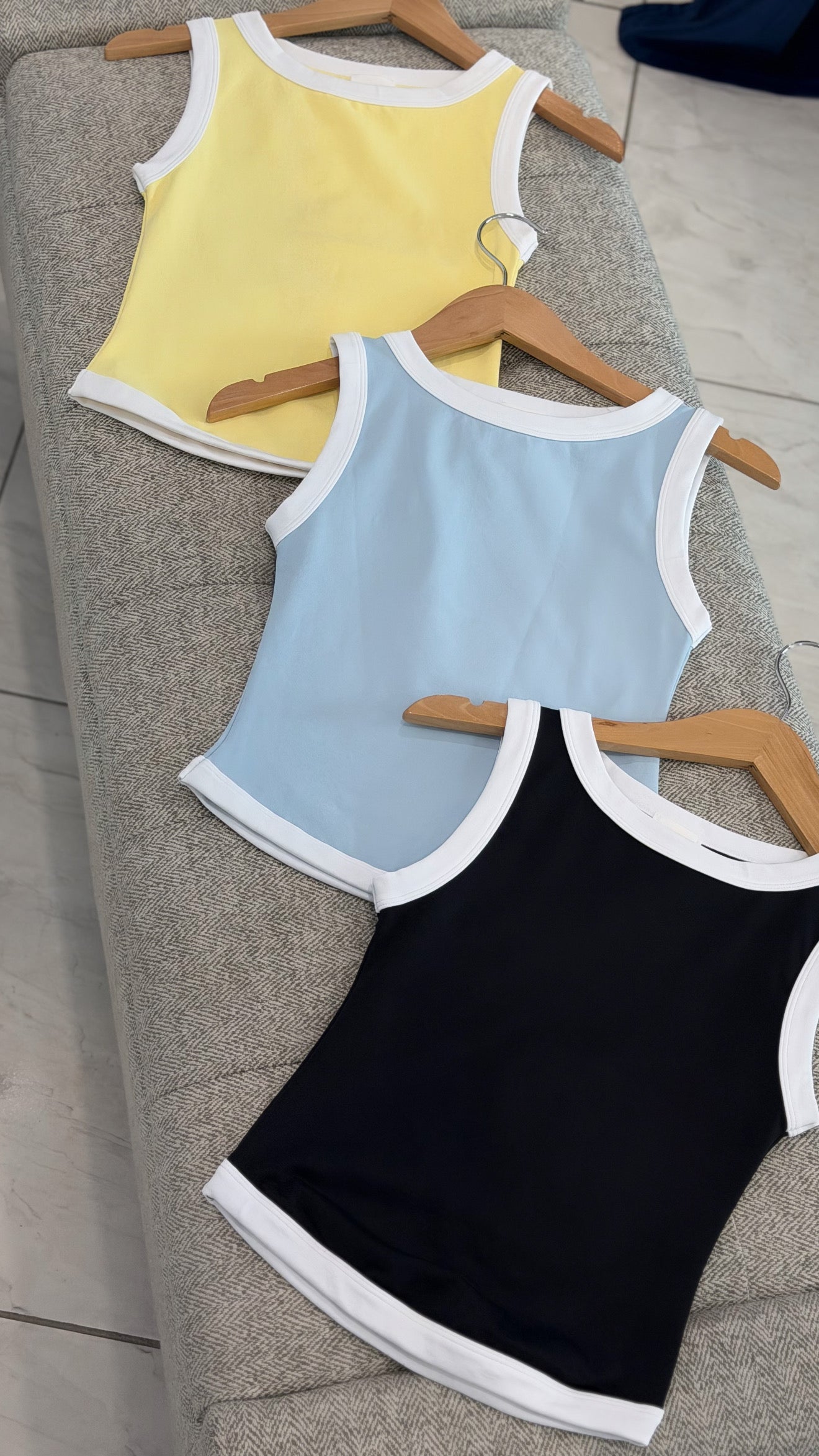 Baby Yellow Basic Top 💛