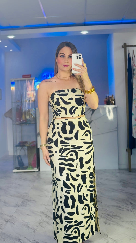 Kalúa Black Skirt Set